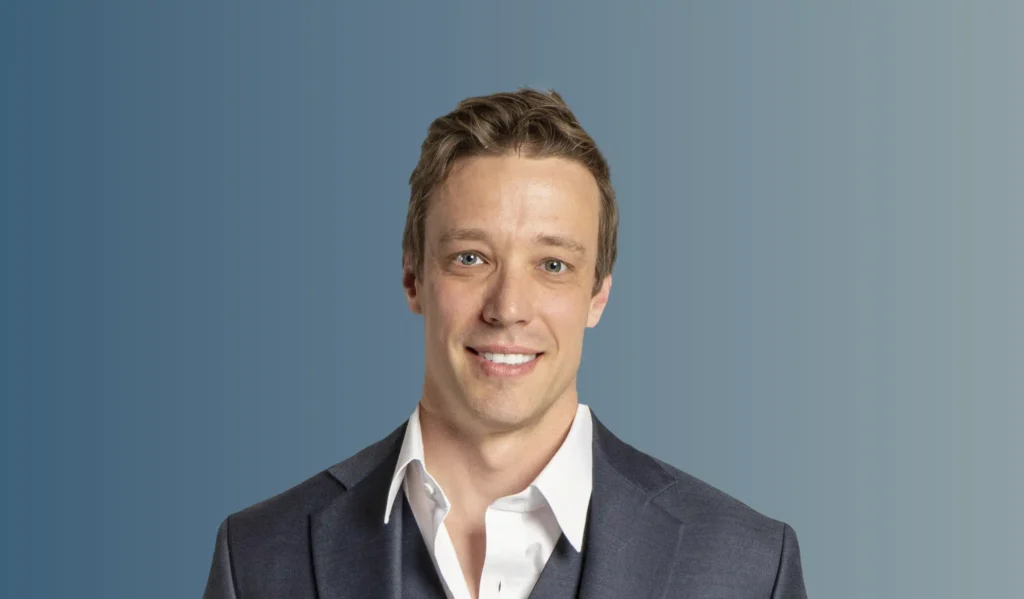 Nathan Orvets, MD orthopedic shoulder and elbow surgeon in Portland, Oregon