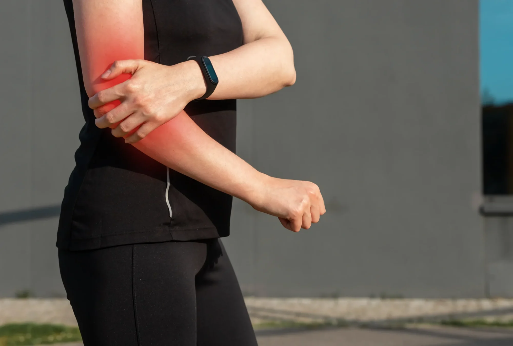 patient with elbow pain, determining if it's Lateral vs. Medial Epicondylitis.